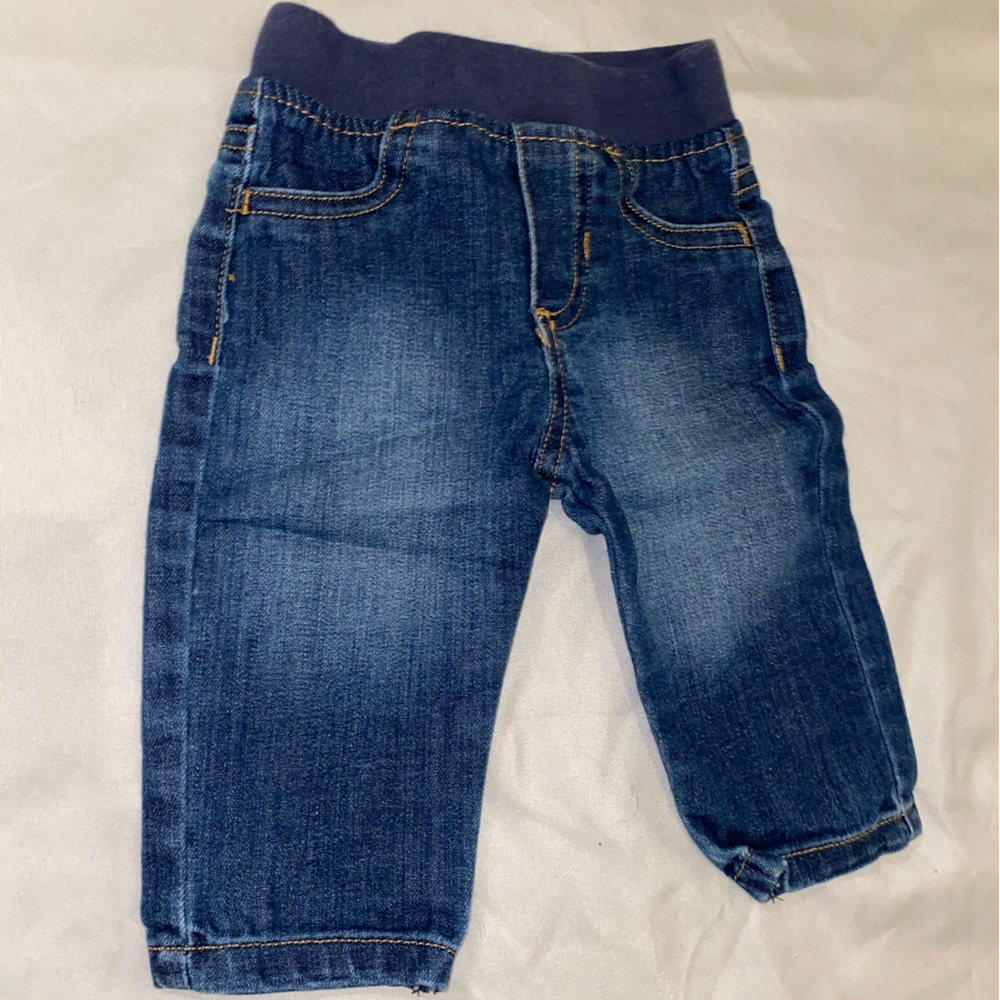 3 pair jeans 3-6 months